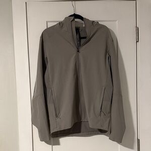 Men's Gray Lululemon Rain Jacket